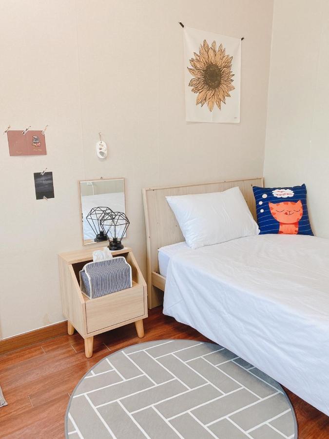 Lefthander Guesthouse เมืองเชจู ภายนอก รูปภาพ